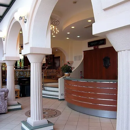 Belvedere Hotel 3*