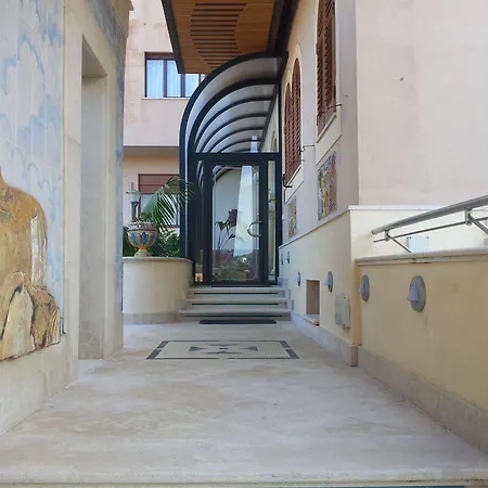 Belvedere Hotel 3*